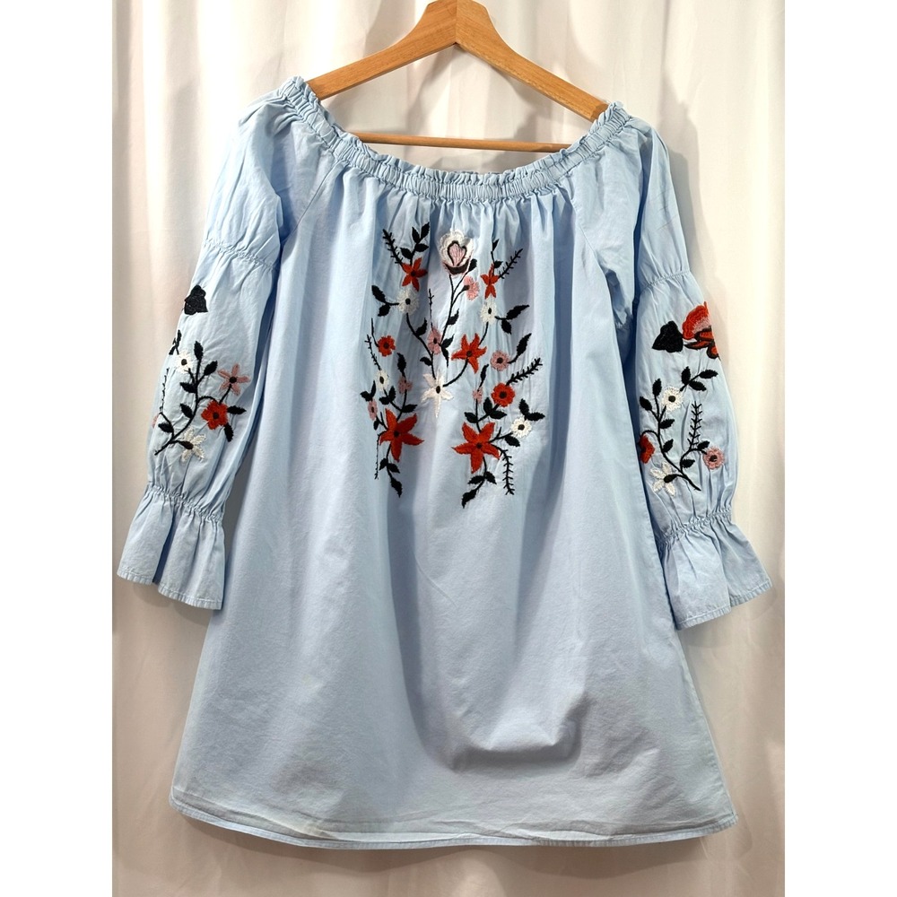 Sky & Sparrow Light Blue Embroidered Floral Off Shoulder Peasant Tunic Blouse-M